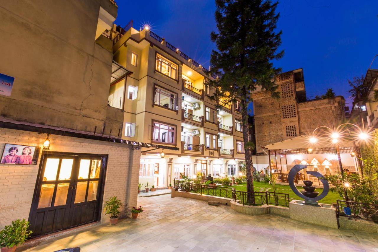 Hotel Acme Inn カトマンズ エクステリア 写真